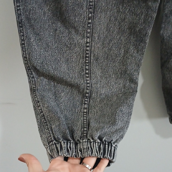 Vintage Levis Black Acid Wash Jeans - Picture 5 of 11